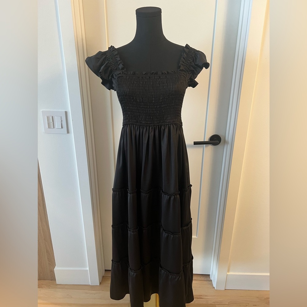 Skies Are Blue Midi Black Tiered Dress Size Medium